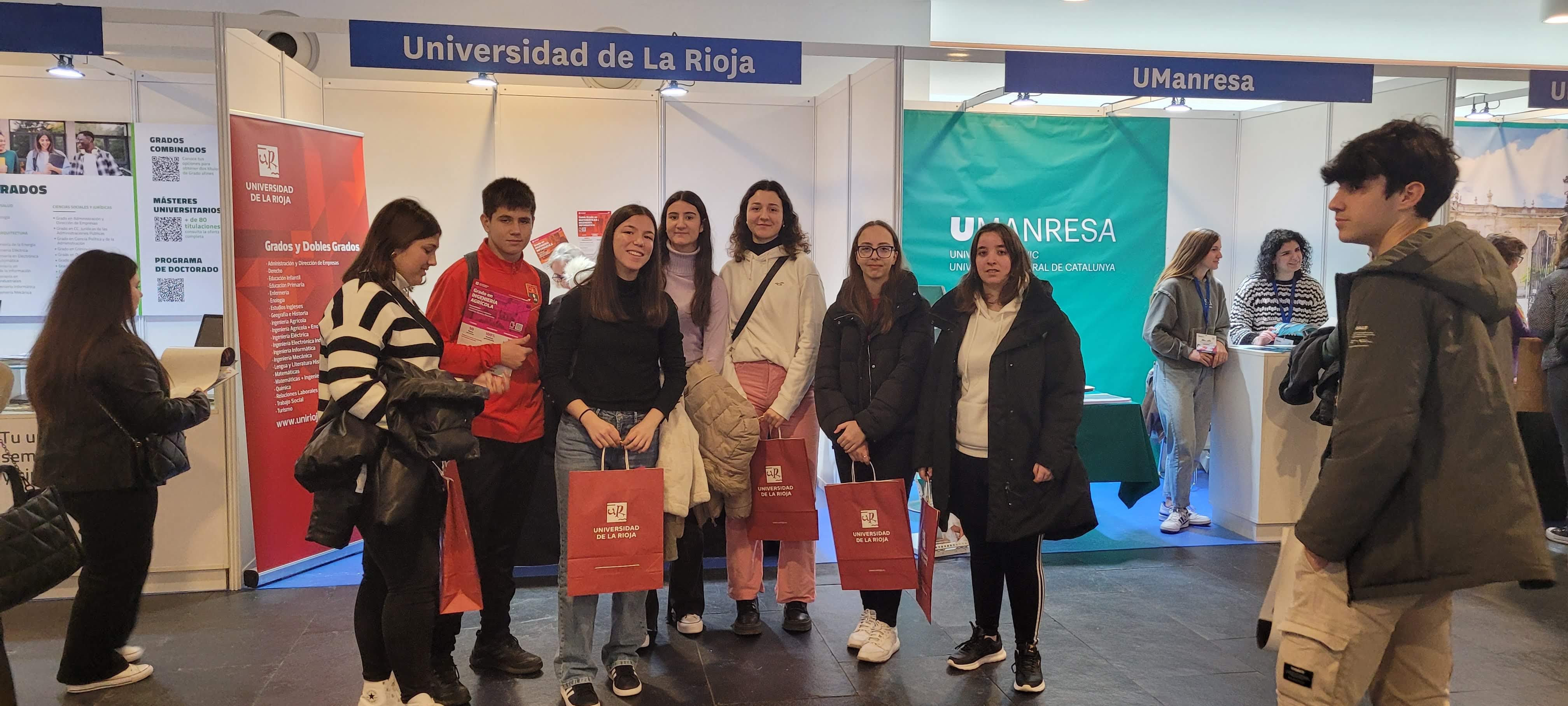 Alumnado de 4º visitaron el Salón del Estudiante en Pamplona el 8 de marzo.